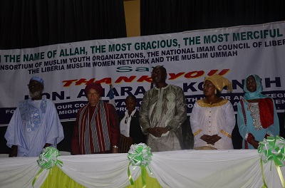 Islamic Community Honors AMK